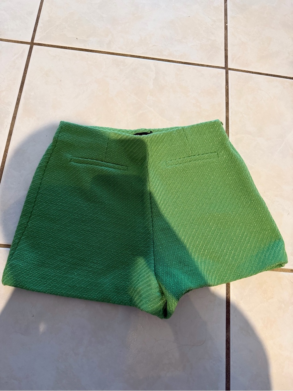 Zara High Waist Green Women's Shorts Textured NWT - Picture 1 of 3